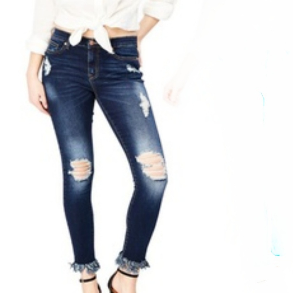 NWT Ripped jeans 27